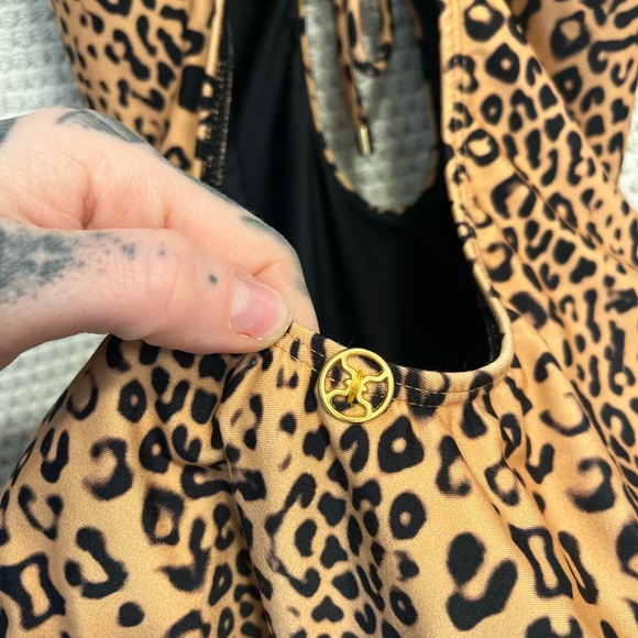 Leopard print swim/ body suit from Victorias Secret size SMALL - Picture 3 of 5